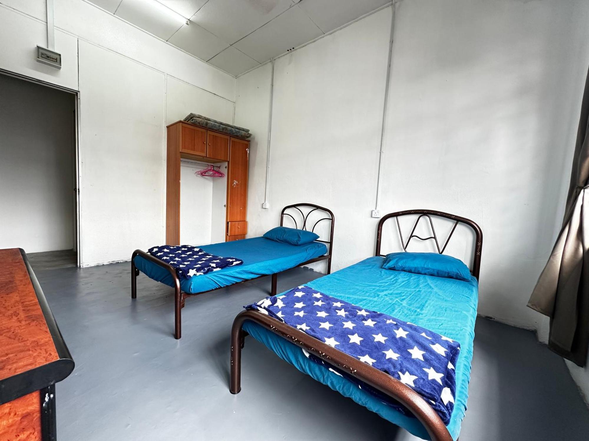 Jiaxin Dormitory - Puteri Wangsa 家馨旅舍 Улу Тирам Екстериор снимка