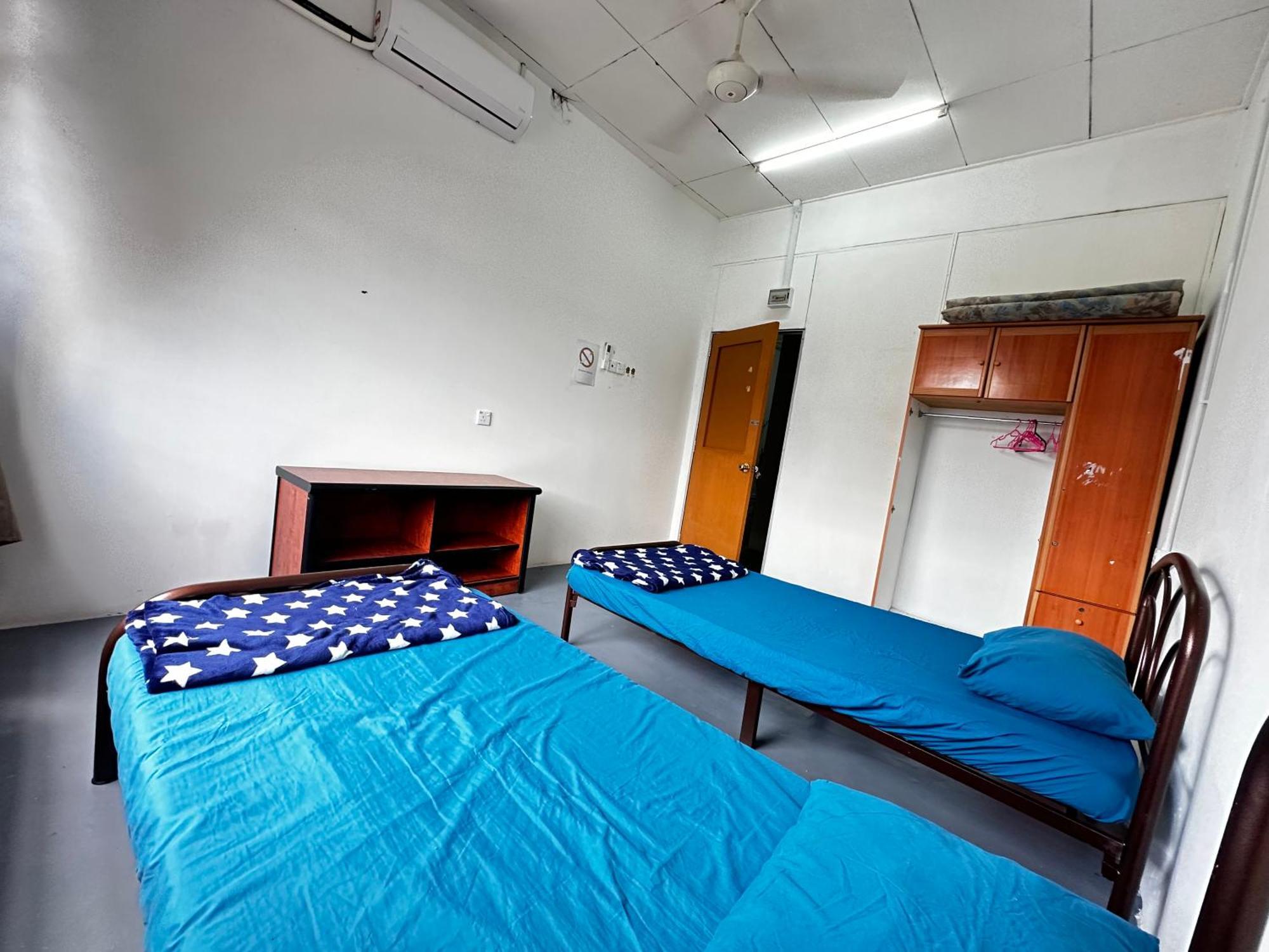 Jiaxin Dormitory - Puteri Wangsa 家馨旅舍 Улу Тирам Екстериор снимка