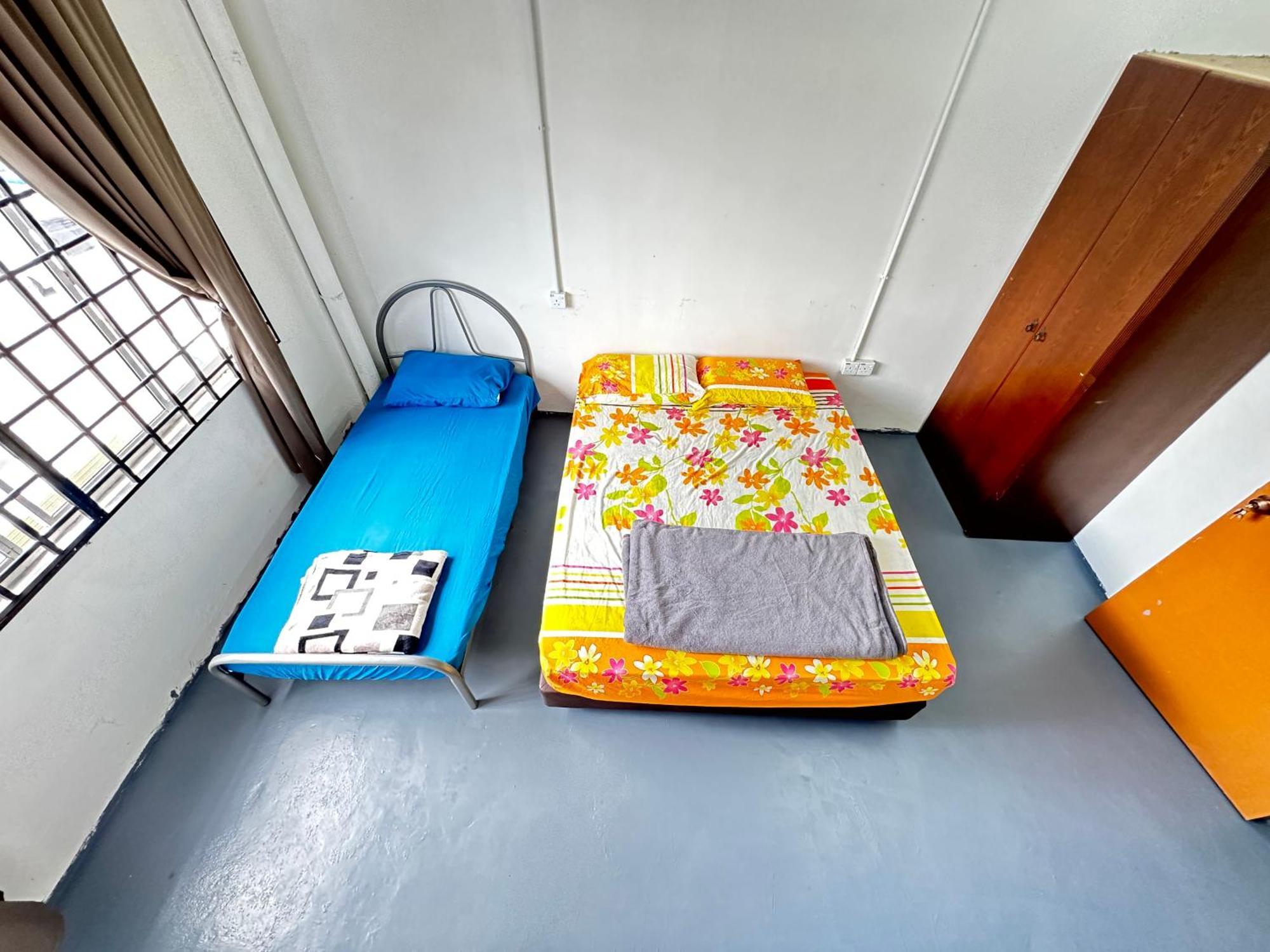 Jiaxin Dormitory - Puteri Wangsa 家馨旅舍 Улу Тирам Екстериор снимка
