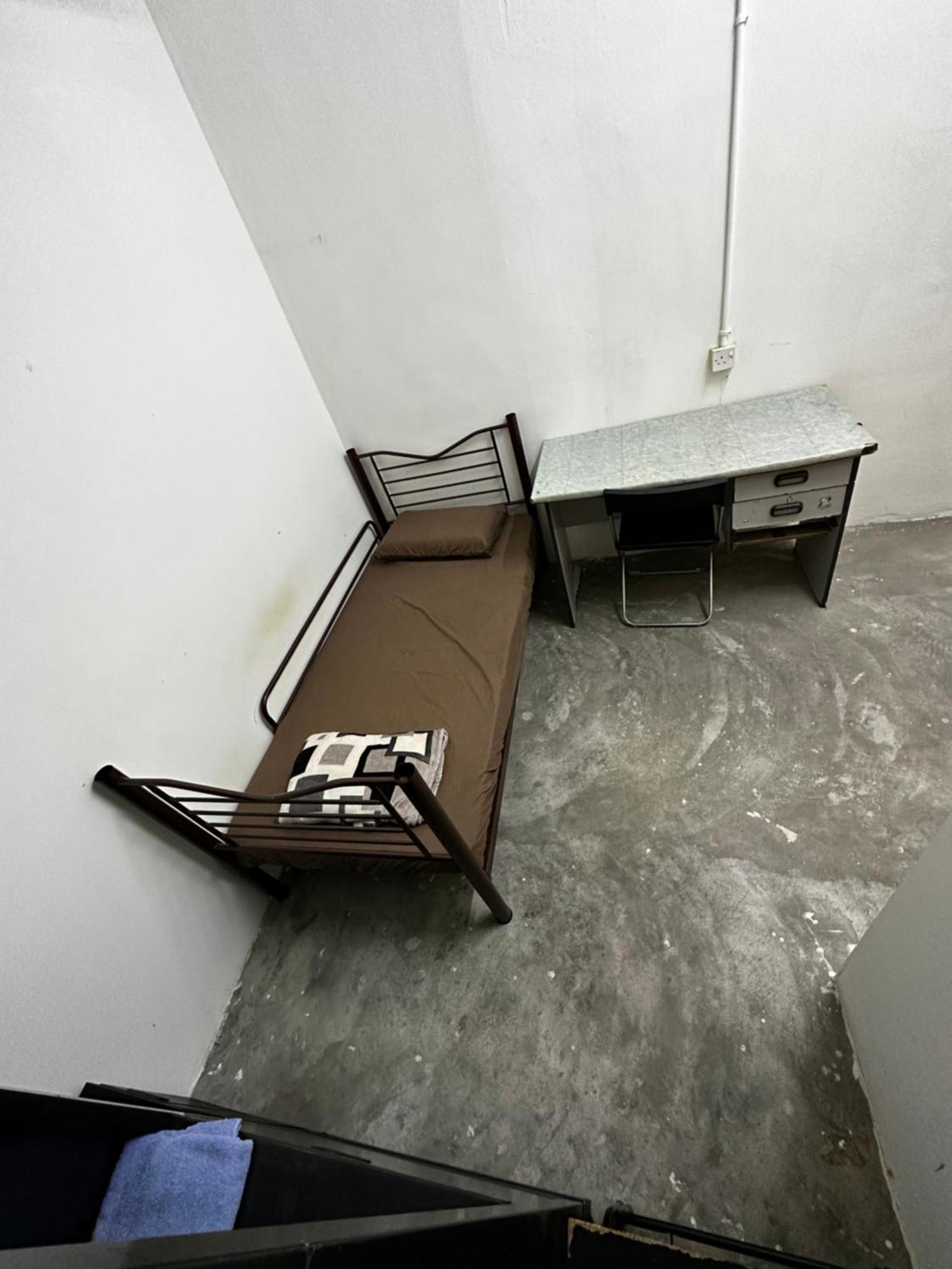 Jiaxin Dormitory - Puteri Wangsa 家馨旅舍 Улу Тирам Екстериор снимка