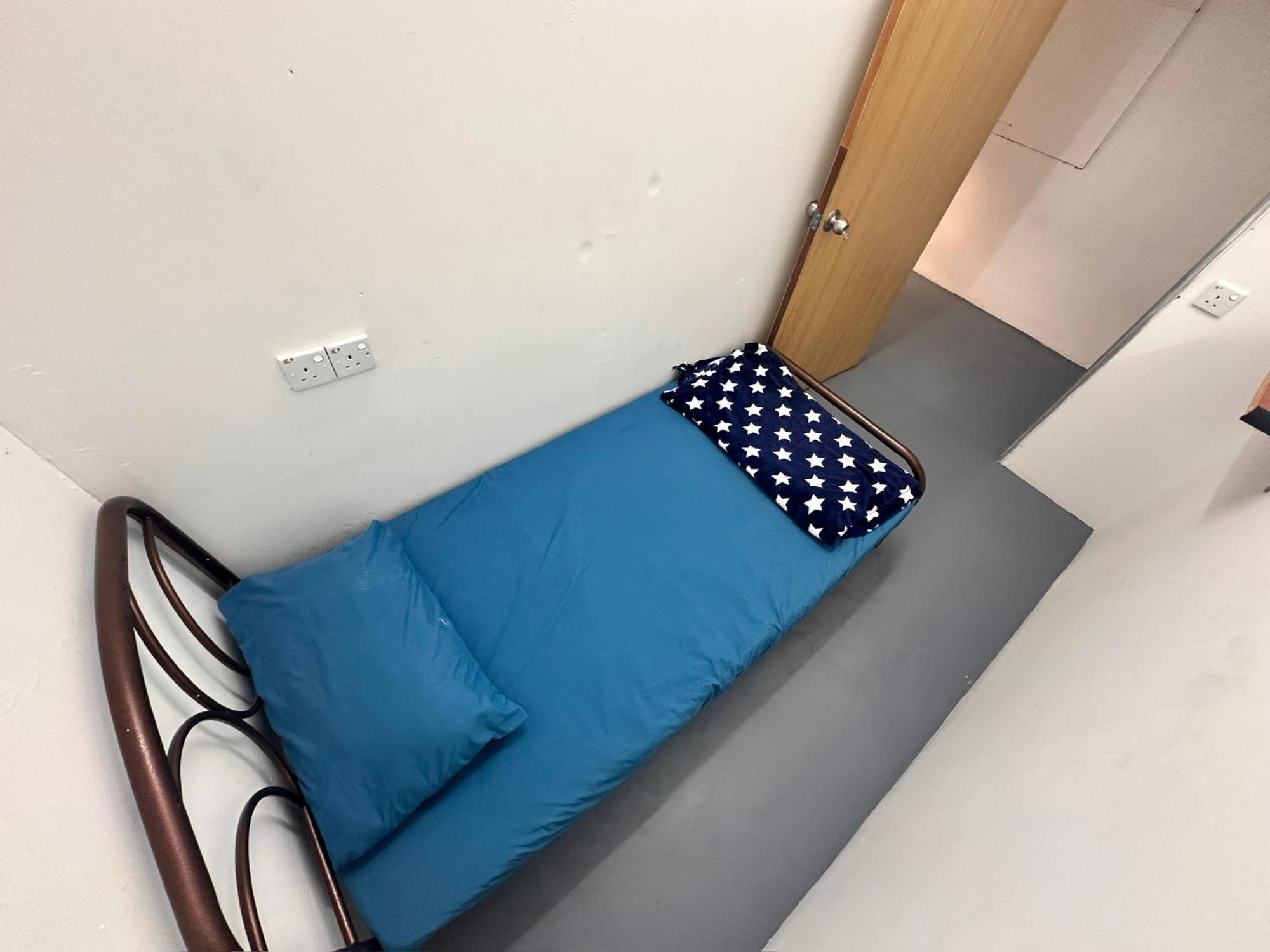 Jiaxin Dormitory - Puteri Wangsa 家馨旅舍 Улу Тирам Екстериор снимка